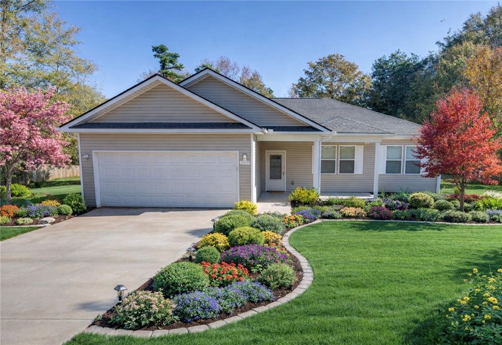 1020 Blumefield Road, Anderson, SC 29625