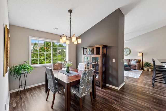 2782 Spy Glass Drive, Chaska, MN 55318