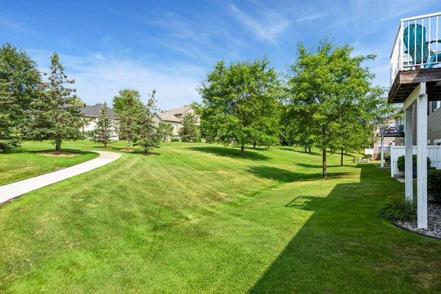 2782 Spy Glass Drive, Chaska, MN 55318