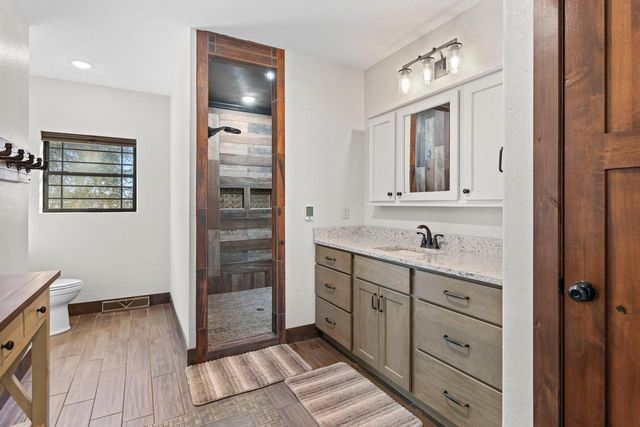 N5302 Crossman ROAD, Lake Mills, WI 53551