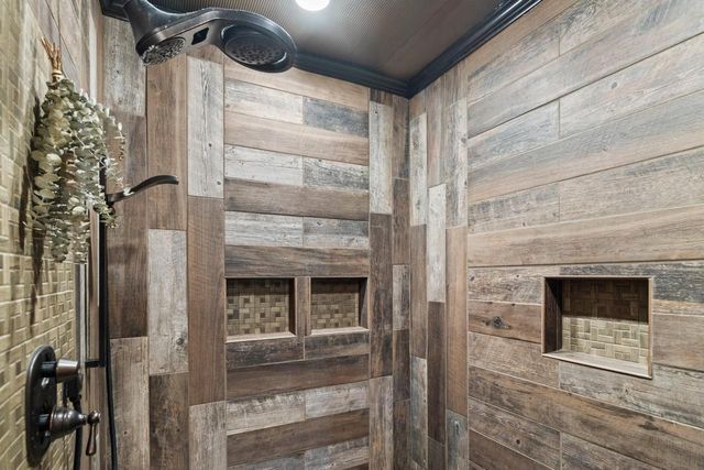 N5302 Crossman ROAD, Lake Mills, WI 53551