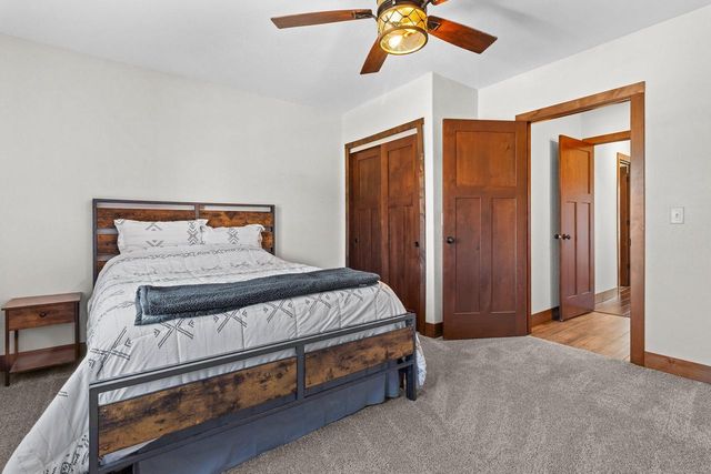 N5302 Crossman ROAD, Lake Mills, WI 53551