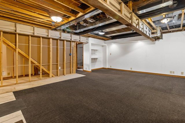 N5302 Crossman ROAD, Lake Mills, WI 53551