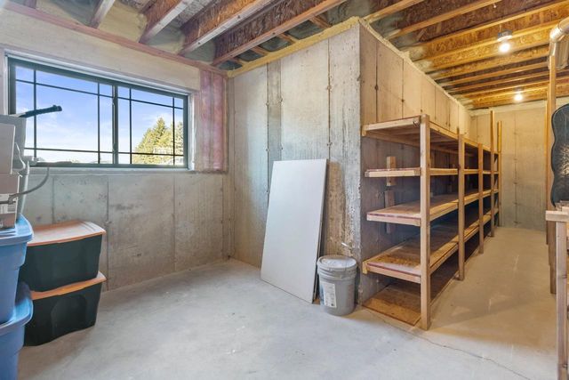 N5302 Crossman ROAD, Lake Mills, WI 53551