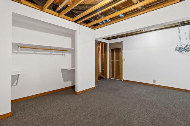 N5302 Crossman ROAD, Lake Mills, WI 53551