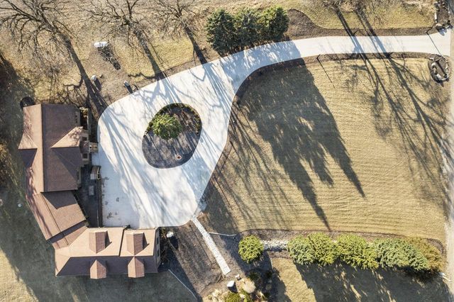 N5302 Crossman ROAD, Lake Mills, WI 53551