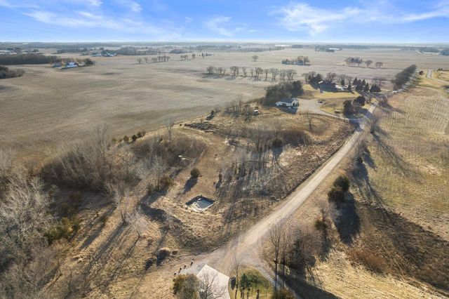 N5302 Crossman ROAD, Lake Mills, WI 53551