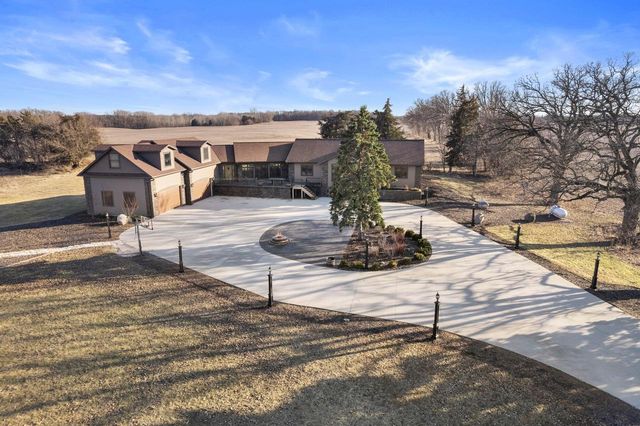 N5302 Crossman ROAD, Lake Mills, WI 53551