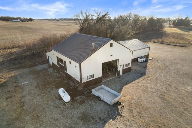 N5302 Crossman ROAD, Lake Mills, WI 53551