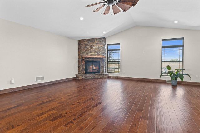 N5302 Crossman ROAD, Lake Mills, WI 53551