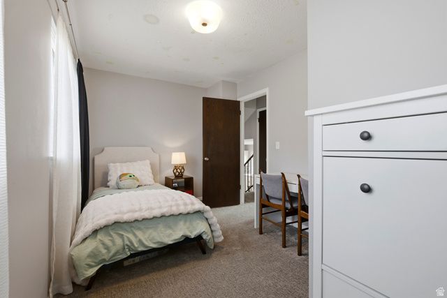 1048 E CHERRY LN, Layton, UT 84040