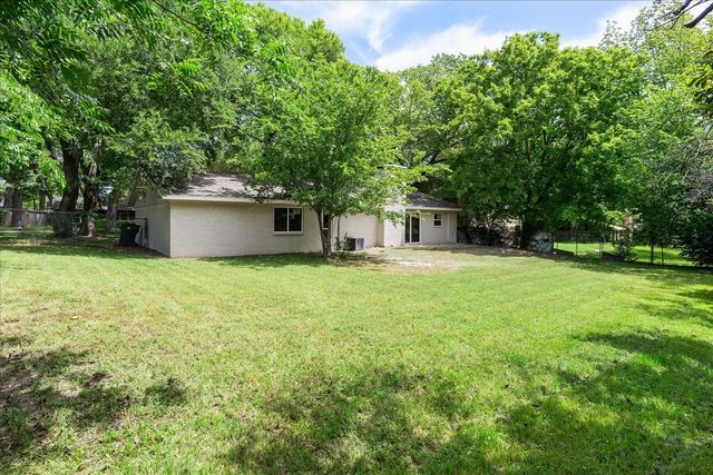 13 Eastlane Place, Plano, TX 75074