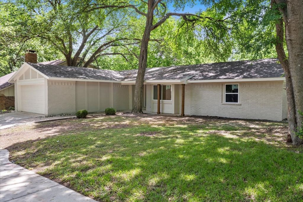 13 Eastlane Place, Plano, TX 75074