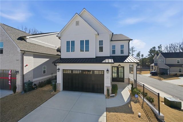 233 Scottsdale Drive, Marietta, GA 30064