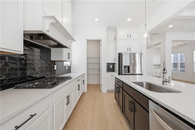 233 Scottsdale Drive, Marietta, GA 30064