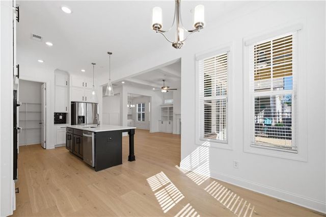 233 Scottsdale Drive, Marietta, GA 30064