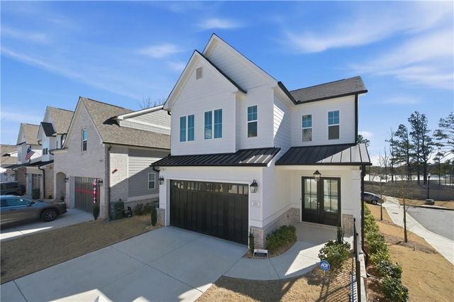 233 Scottsdale Drive, Marietta, GA 30064