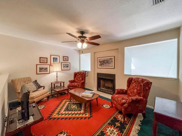 56 Edinburgh Drive, Palm Beach Gardens, FL 33418