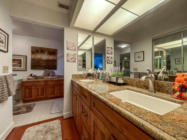 56 Edinburgh Drive, Palm Beach Gardens, FL 33418