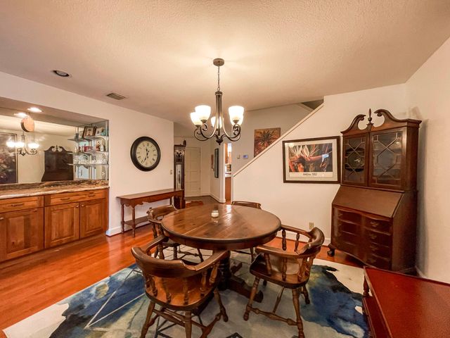 56 Edinburgh Drive, Palm Beach Gardens, FL 33418