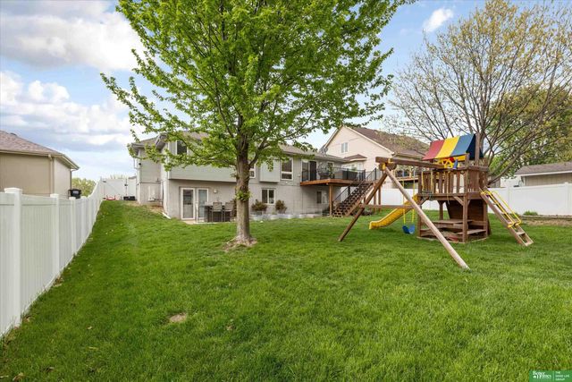 21119 Schofield Drive, Gretna, NE 68028
