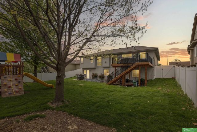 21119 Schofield Drive, Gretna, NE 68028