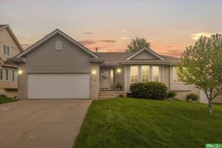 21119 Schofield Drive, Gretna, NE 68028