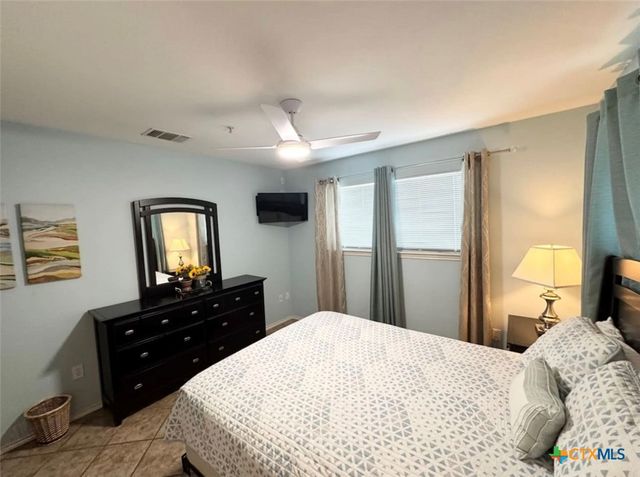 730 E Mather Street F302, New Braunfels, TX 78130