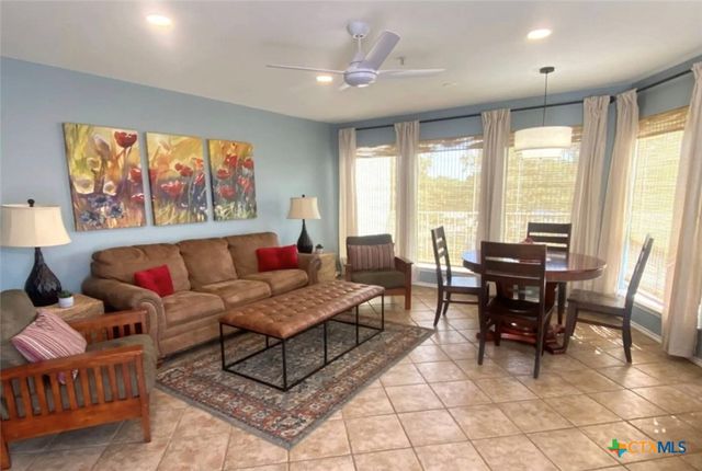 730 E Mather Street F302, New Braunfels, TX 78130