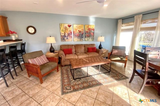 730 E Mather Street F302, New Braunfels, TX 78130