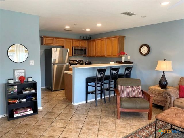 730 E Mather Street F302, New Braunfels, TX 78130