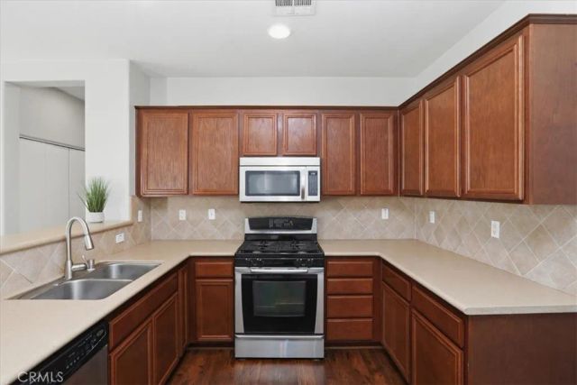 36293 Fabrizio, Winchester, CA 92596