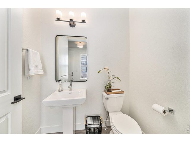 5136 Stonewall St, Loveland, CO 80538
