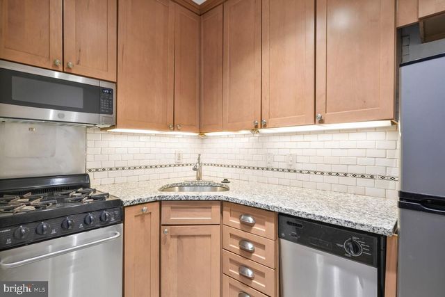 305 C ST NE #210, Washington, DC 20002