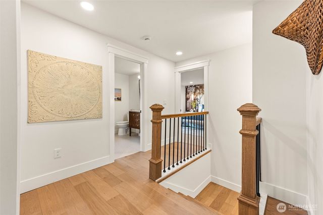 6013 106th Avenue NE, Kirkland, WA 98033