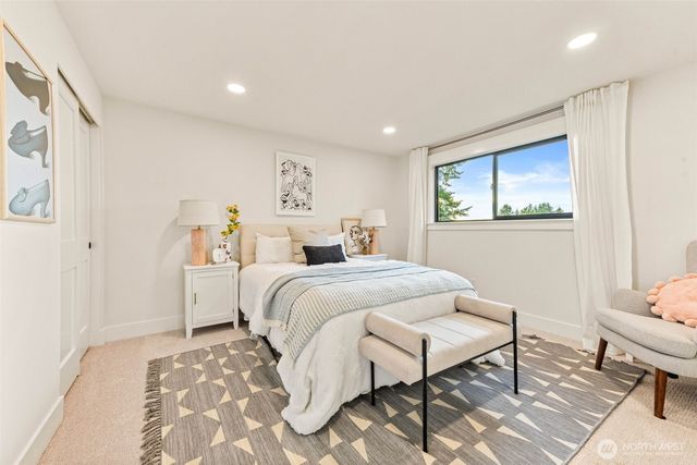 6013 106th Avenue NE, Kirkland, WA 98033