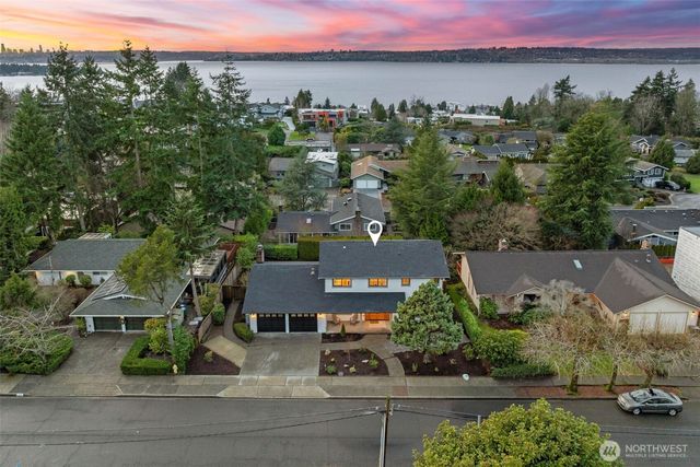 6013 106th Avenue NE, Kirkland, WA 98033