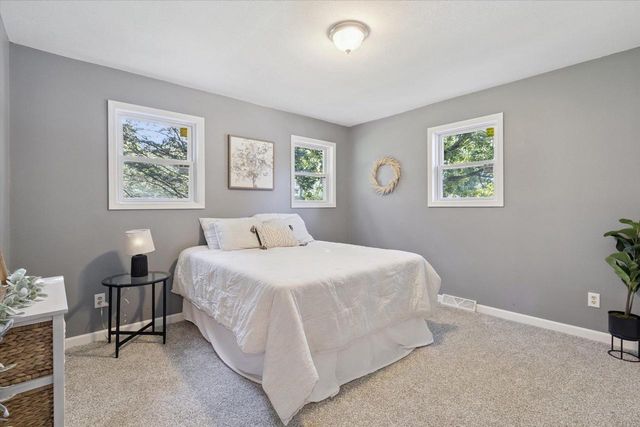 1110 Winston Drive, Edgerton, WI 53534