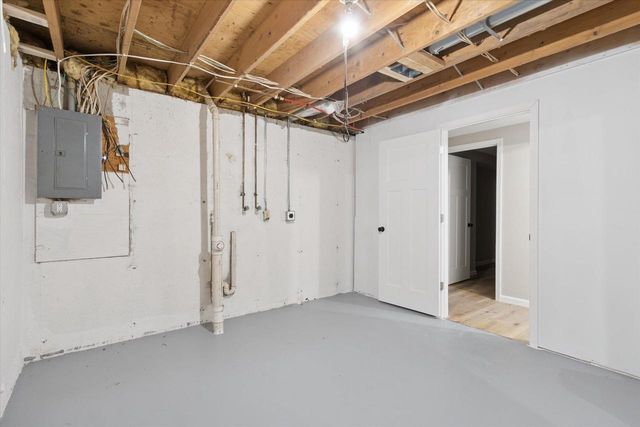 1110 Winston Drive, Edgerton, WI 53534