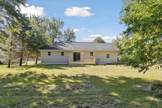 1110 Winston Drive, Edgerton, WI 53534