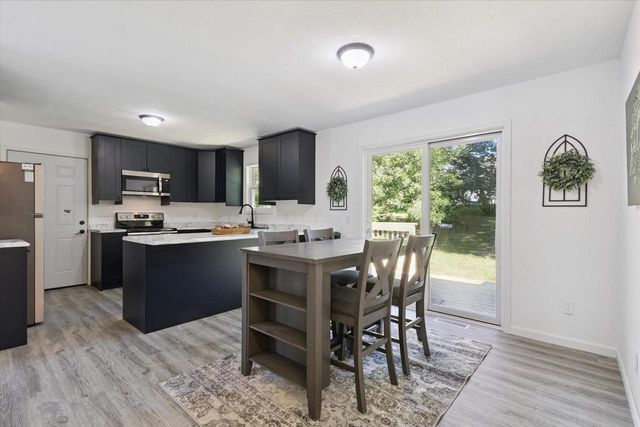 1110 Winston Drive, Edgerton, WI 53534