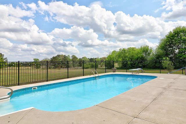 609 County Rd 111, Columbia, AL 36319