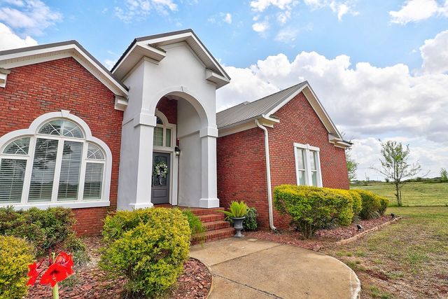 609 County Rd 111, Columbia, AL 36319