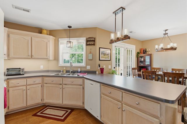 1012 Rutherford Way, Hendersonville, TN 37075