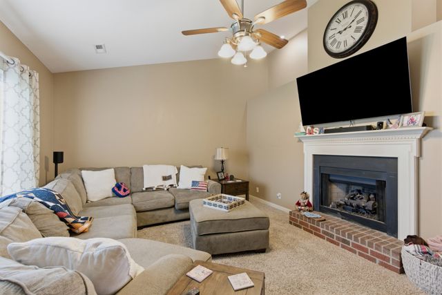 1012 Rutherford Way, Hendersonville, TN 37075
