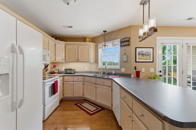 1012 Rutherford Way, Hendersonville, TN 37075