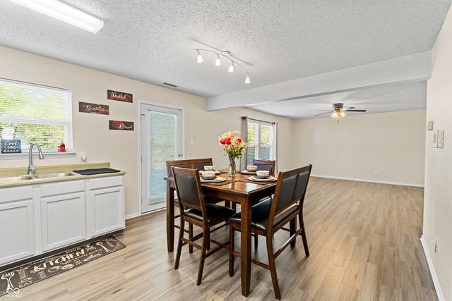 6902 W Stansbury Boulevard, Mccordsville, IN 46055