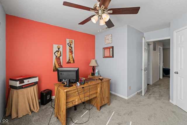 6902 W Stansbury Boulevard, Mccordsville, IN 46055