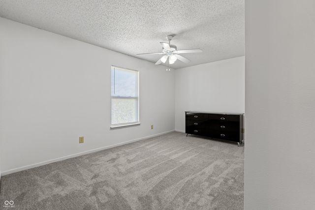 6902 W Stansbury Boulevard, Mccordsville, IN 46055