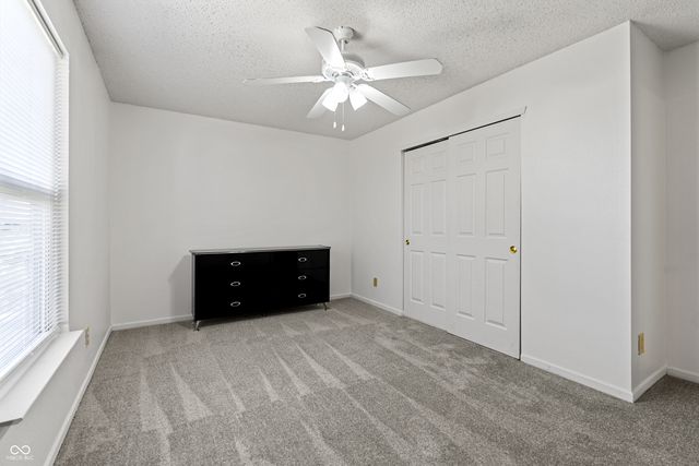 6902 W Stansbury Boulevard, Mccordsville, IN 46055